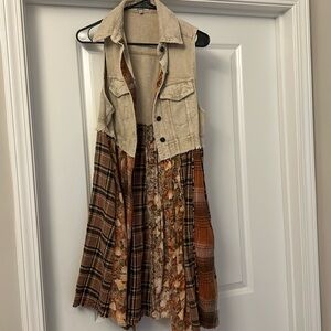 Gimmicks Long Vest